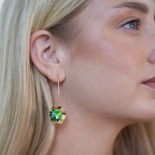 עגיל פרח הלב - ירוק