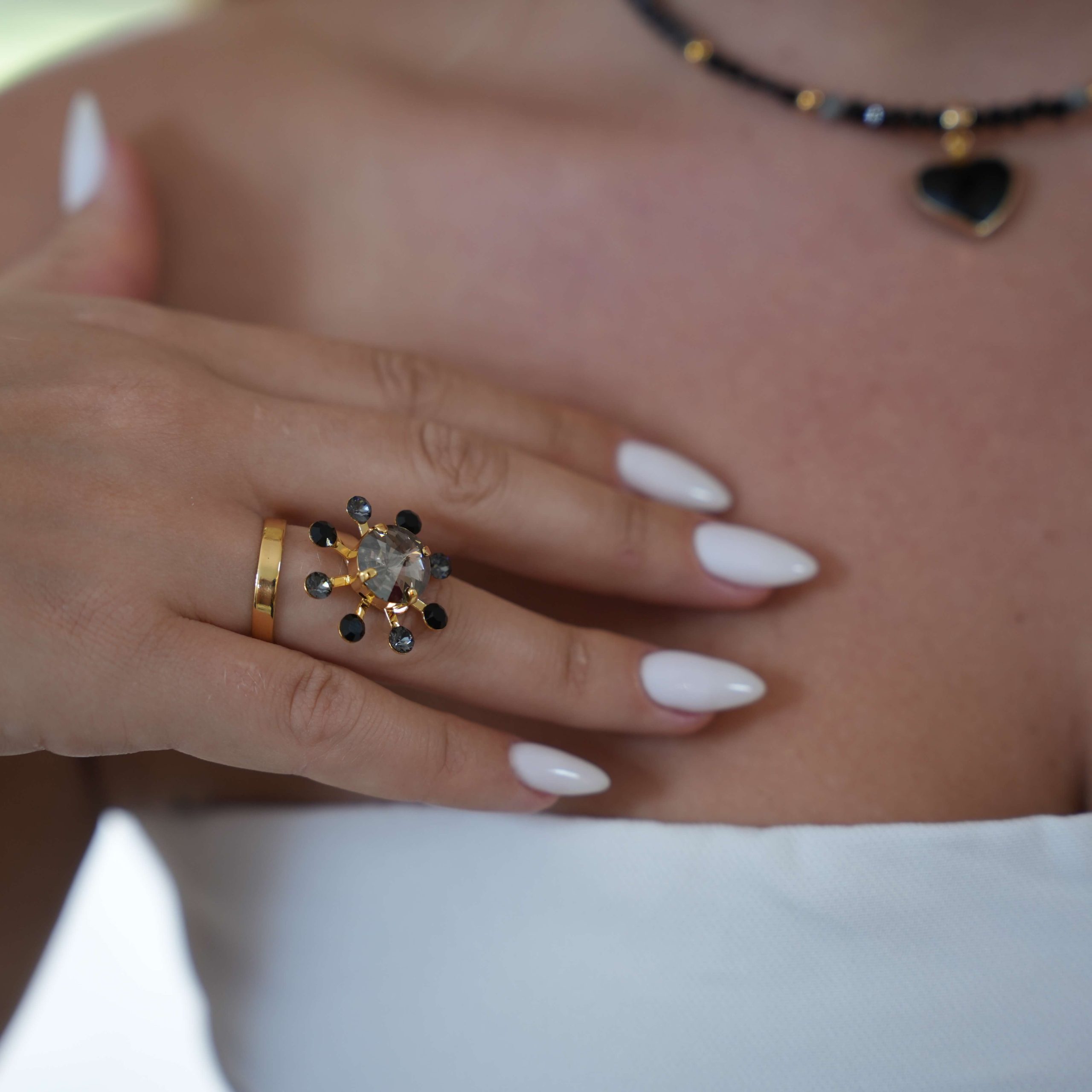 טבעת שמש מאירה - אפור