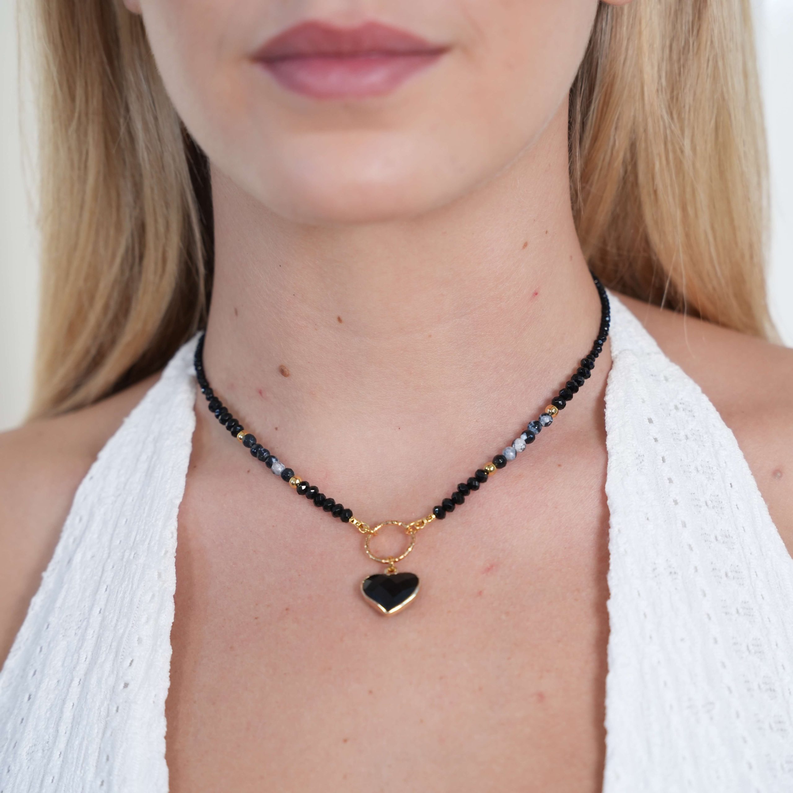 שרשרת אבן לב - שחור אוניקס