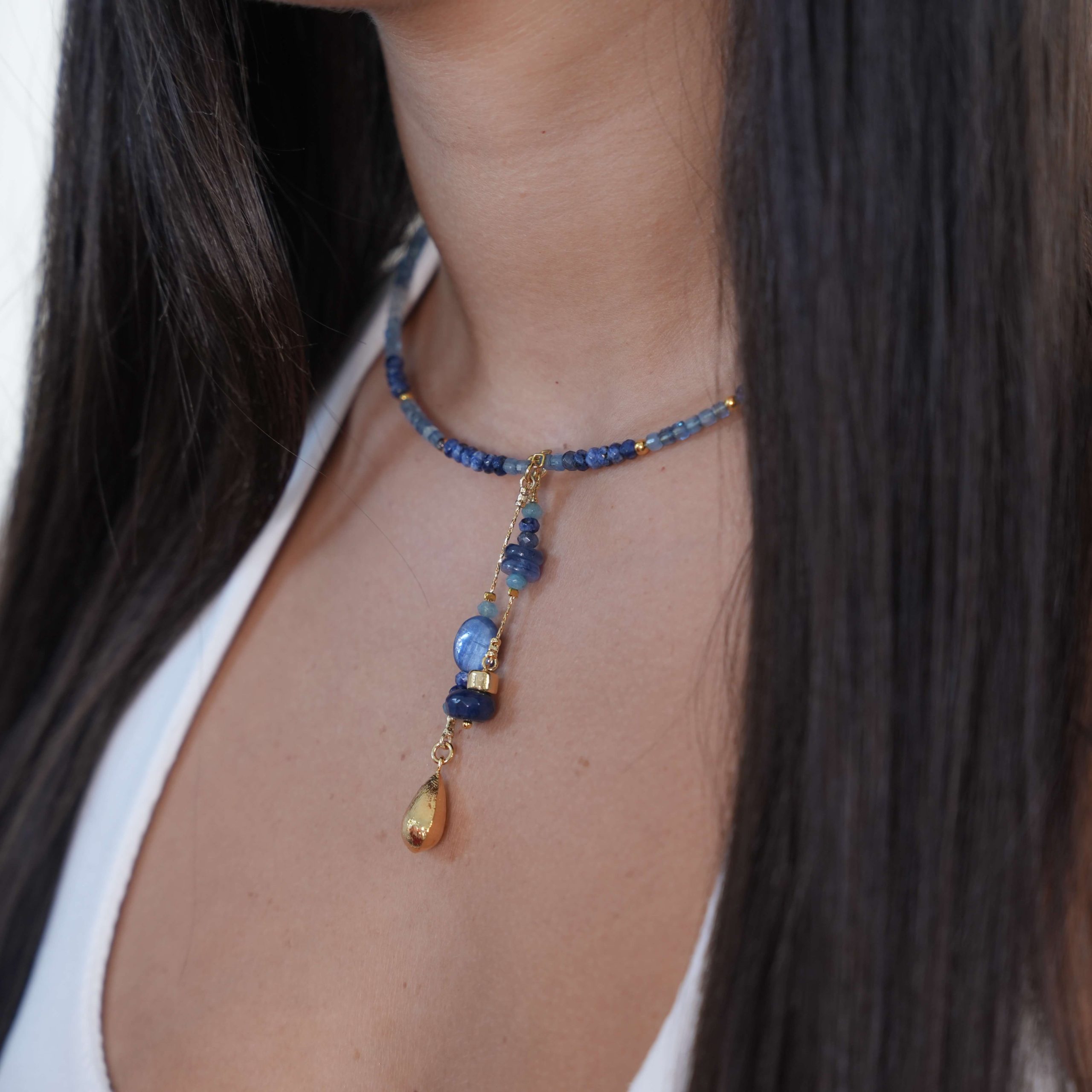 שרשרת חישוק שובלים - כחול קאיינייט